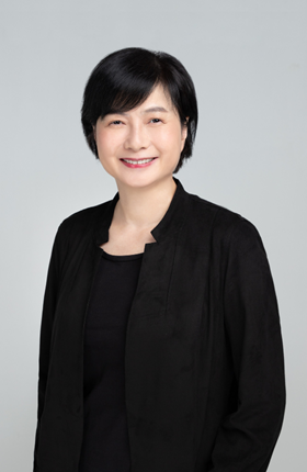 Dr Kit Yee Au