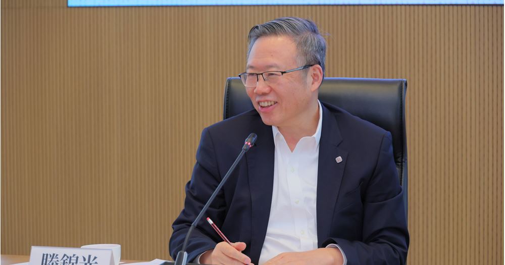 滕锦光教授表示理大与安克创新的合作，将加快相关科研成果转化，提升安克创新产品在国际市场的竞争力，实现互利共赢的协同发展。