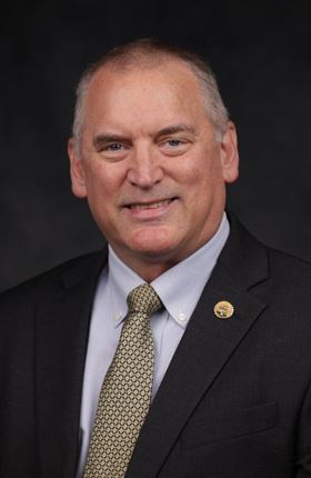 Prof William P PAHNFLETH 560 x 860