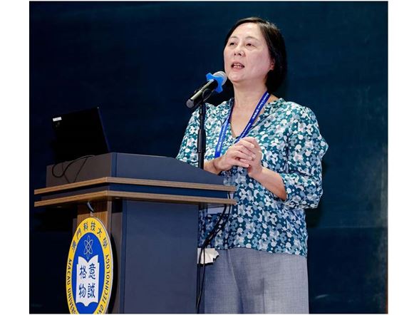 20240709 DoRCMI delivers invited presentation at Global Innovation Forum on Plants and Human Health