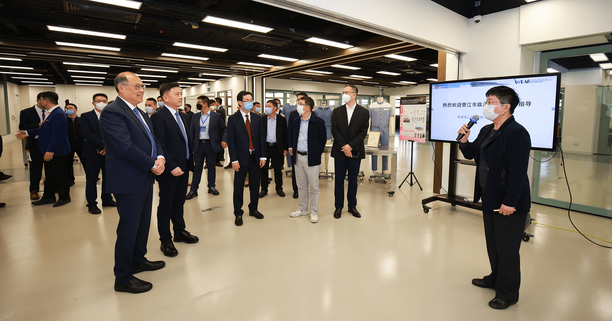 Jinjiang delegation visits_17