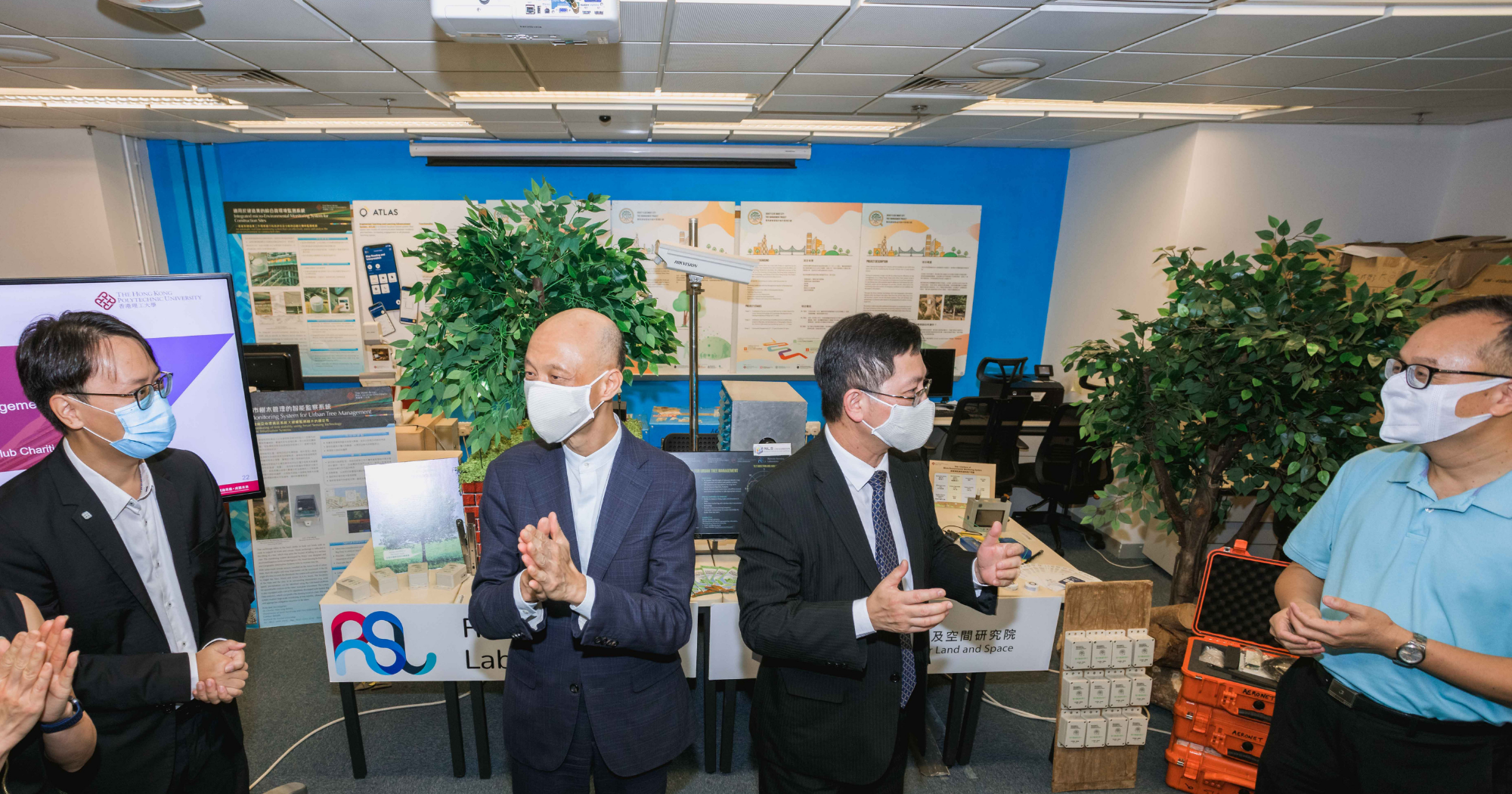 20211019_RILS_Visit by ENB at Remote Sensing Lab_2000x1050