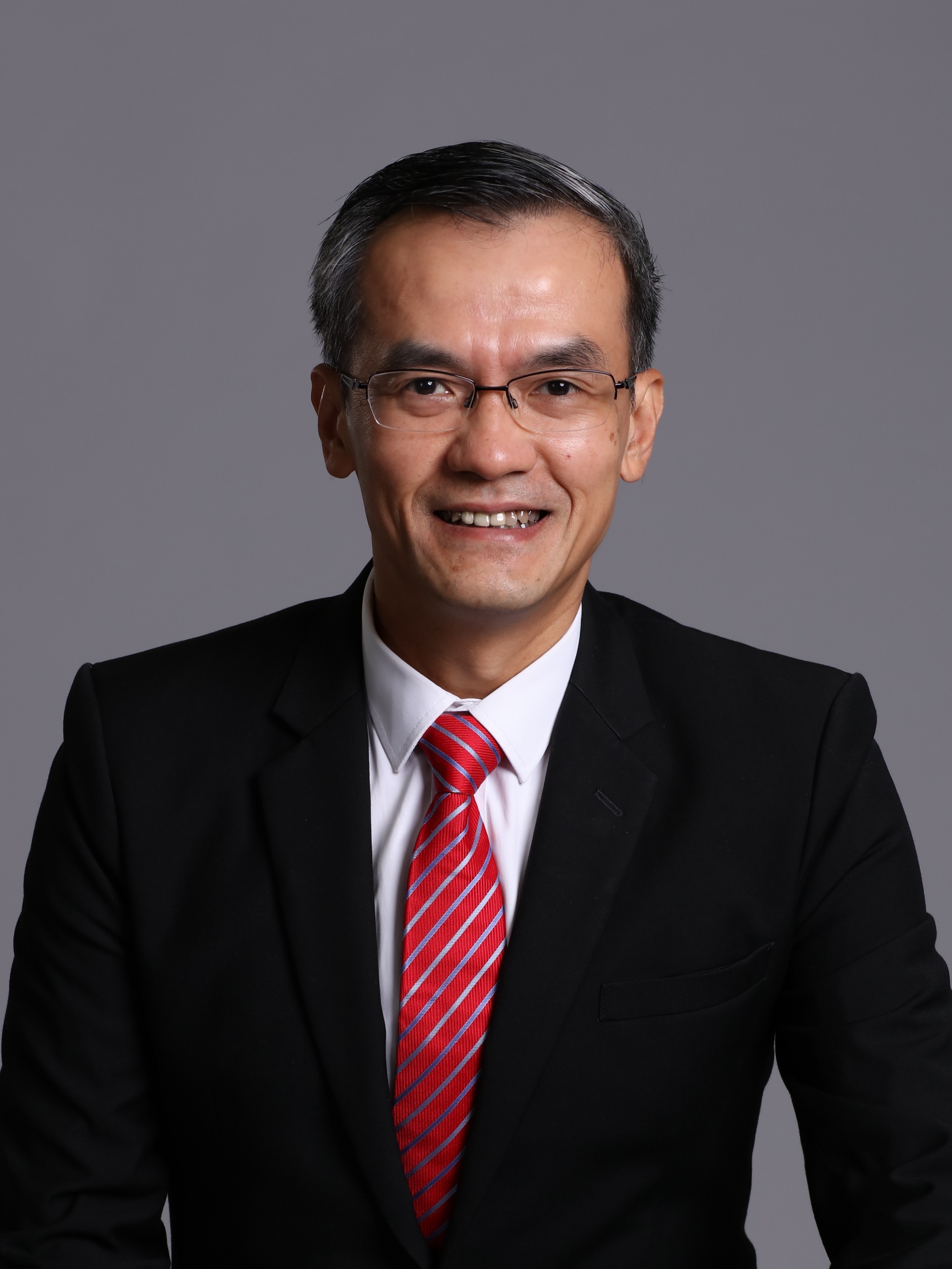 Mr Hugh CHOW