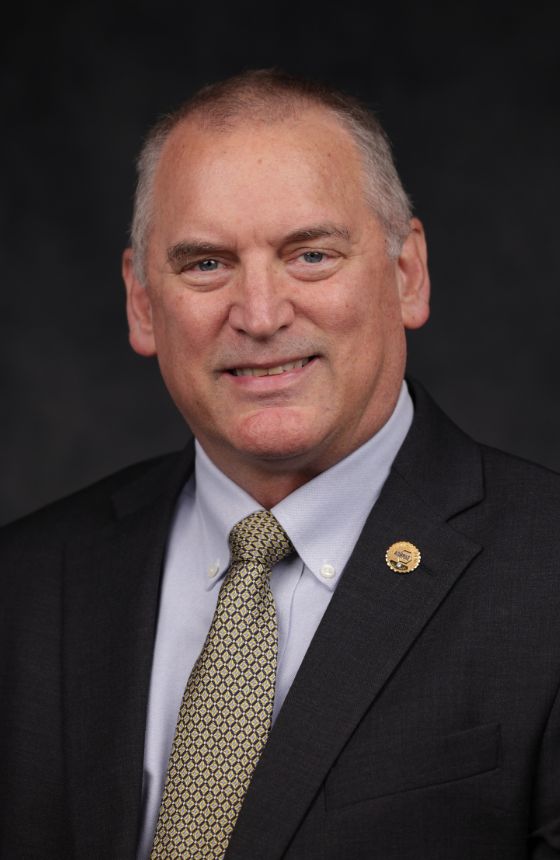 Prof William P PAHNFLETH 560 x 860