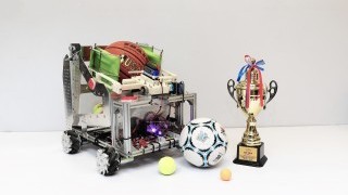 Students design garbage-collecting robot