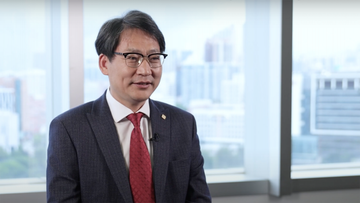 王钻开教授荣获2023年度国际跨界创新（Falling Walls） 科学突破奖 — 工程技术类别。