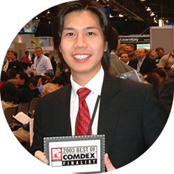 2003 年,吴博士公司所研发的面相识别技术被选为「Best ofComdex Finalist」,是首家获得此项荣誉的大中华区公司。
