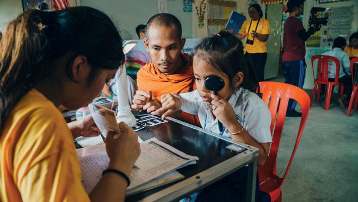 PolyU students using their professional knowledge to serve the needy through Service-Learning projects