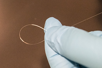 全新光纤传感器的直径可精细至数微米。