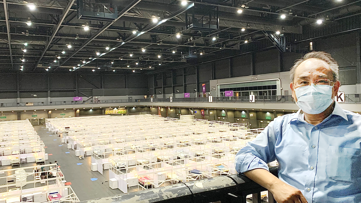 With his rich engineering knowledge and experiences, DrYuen led a team to improve the ventilation system in the AsiaWorld Expo Halls to allow the venue to transform into a largescalecommunity treatment facility during the early phase ofCOVID-19 outbreak.