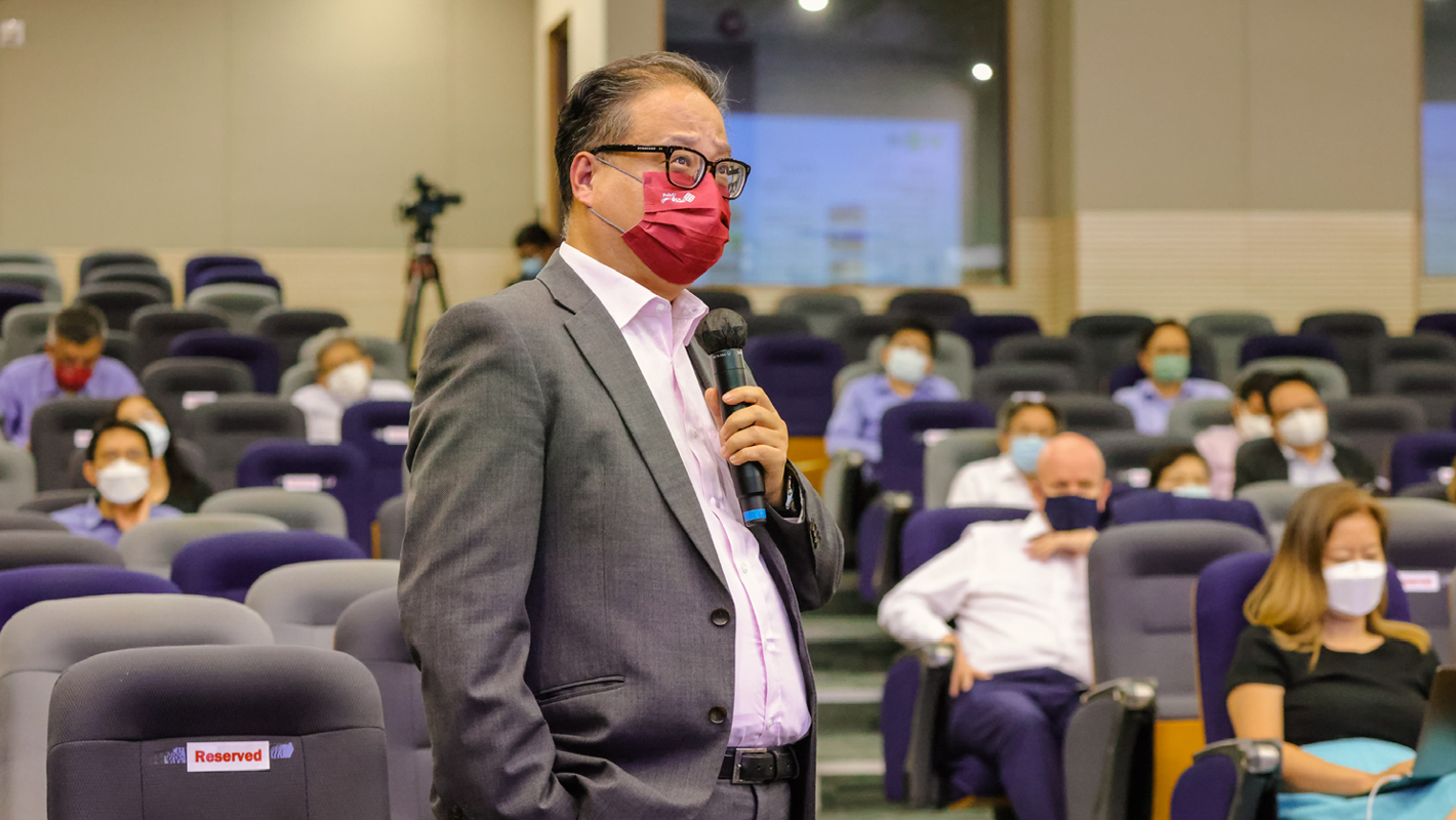 Mr Wong shares his vision on PolyU’s campus development with colleagues in the Strategic Planning Forum.