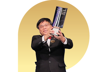 Professor Edman Tsang Shik-chi