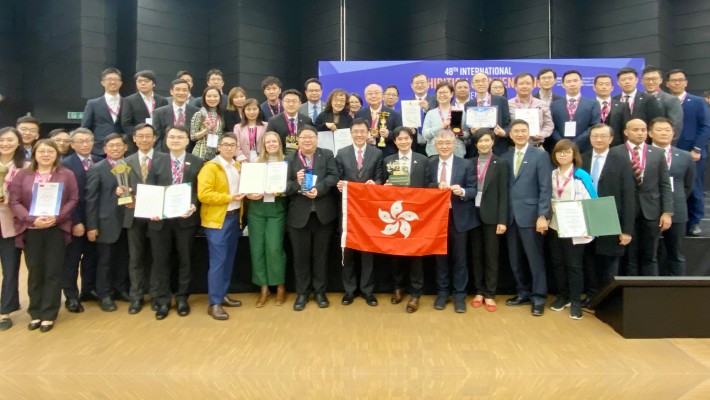理大在第 48 屆日內瓦 國際發明展獲得歷來最多獎項，聯同其他參展 香港團隊為香港爭光， 鞏固香港作為重要創新 科技中心的地位。
