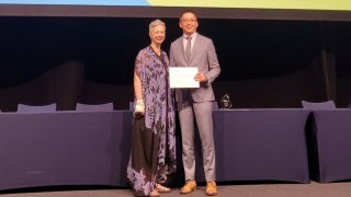 PolyU scholar garners World Physiotherapy International Service Award