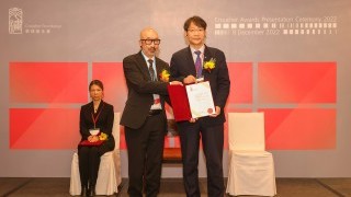 Prof. Wang Zuankai receives Croucher Senior Research Fellowship for his nature-inspired engineering study