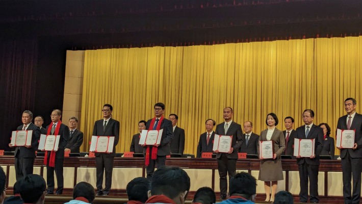 Prof. Christopher Chao, PolyU Vice President (Research and Innovation) (fourth from the left) signed a cooperative framework agreement with Zhongshan Municipal People’s Government to enhance research and innovation development in Hong Kong and the Greater Bay Area.