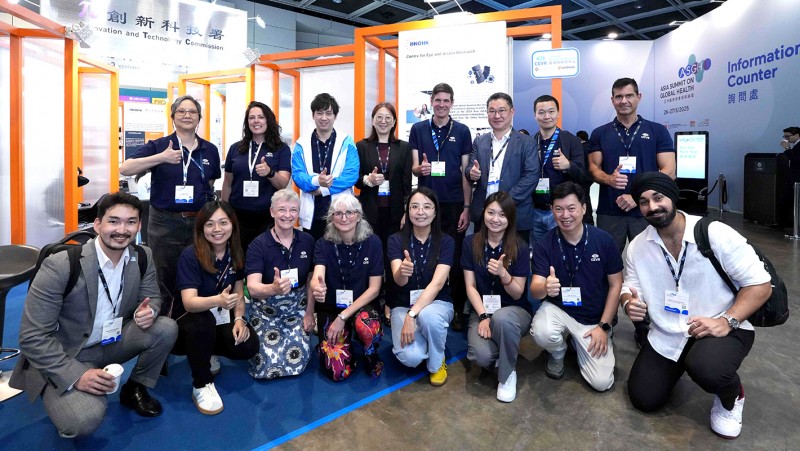 The InnoHK Centre for Eye and Vision Research invited a delegation from its partner, the University of Waterloo, to the ASGH exhibition to jointly explore future collaboration opportunities in vision science and health innovation.