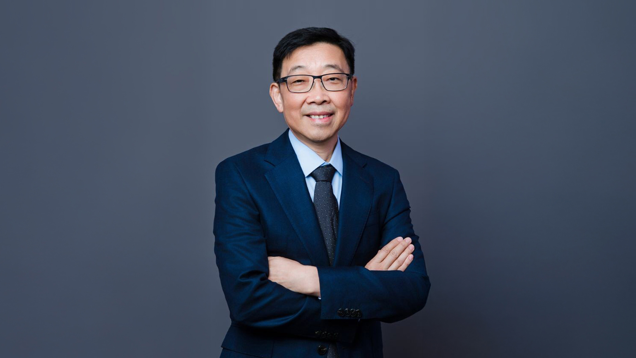 Prof. Cao, a renowned AI expert, applies his expertise to transform PolyU’s educational offerings in his position as Vice President (Education). 