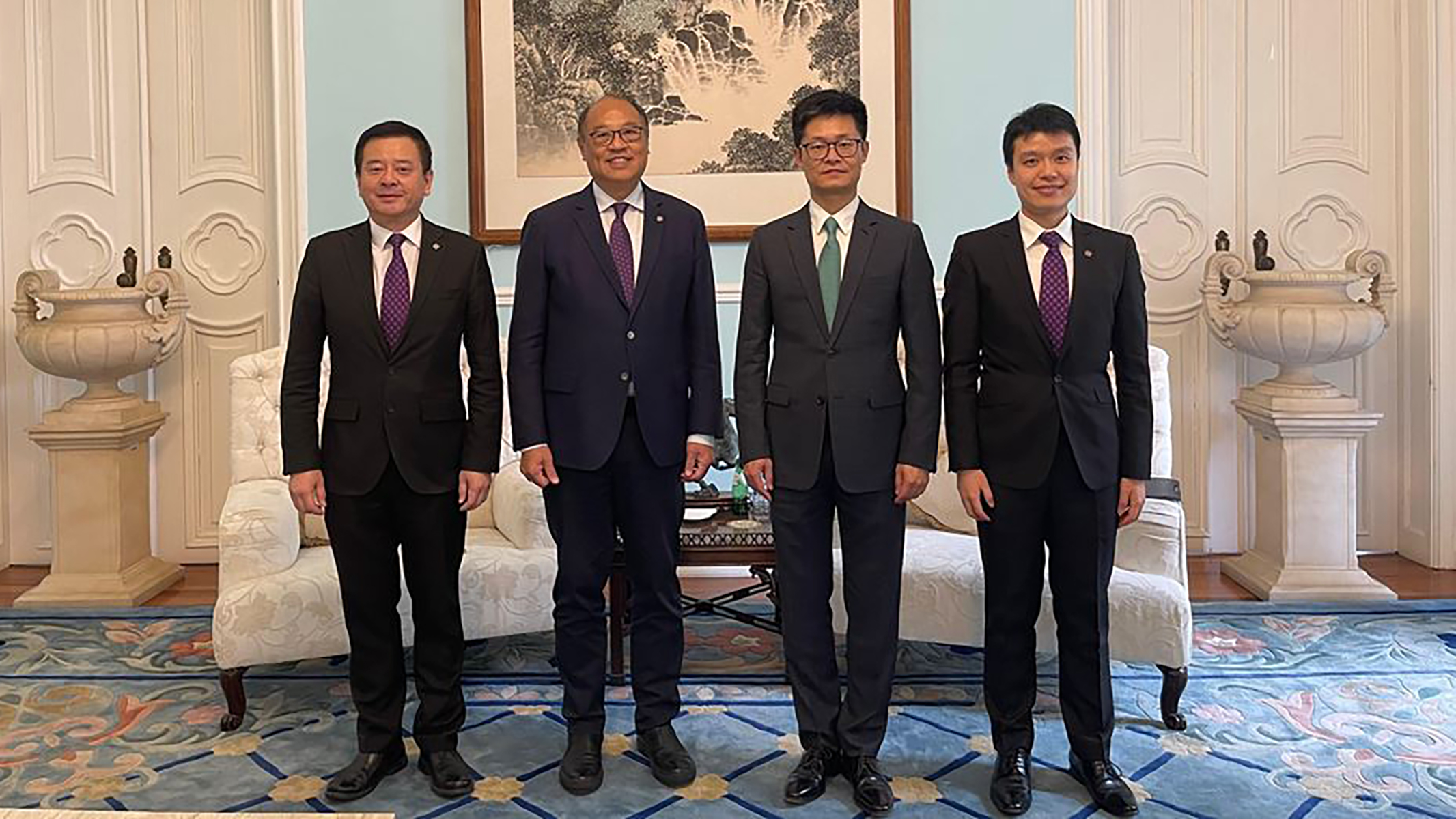 A PolyU delegation visited the Chinese Embassy in Portugal.