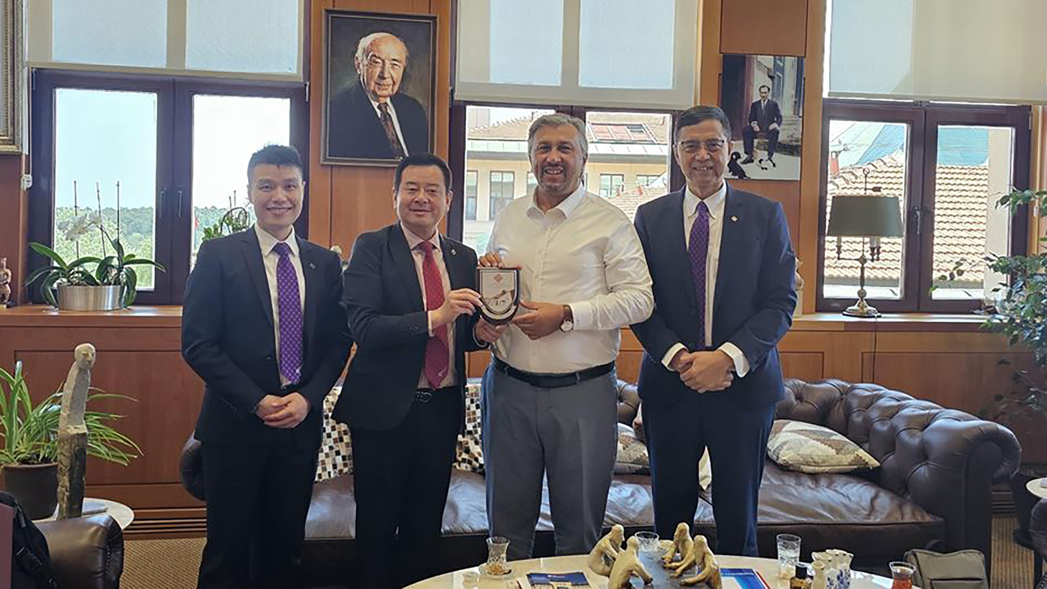 A PolyU delegation engaged with Prof. Metin Sitti, President of Koç University, Türkiye.