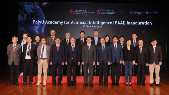 PAAI’s inauguration was officiated by: (first row) Prof. Sun Dong (centre), Prof. Jin-Guang Teng (5th from left), Deputy President and Provost Prof. Wing-tak Wong (5th from right), Senior Vice President (Research and Innovation) Prof. Christopher Chao (4th from left), Associate Vice President (Research) Prof. Wang Zuankai (4th from right), PAAI Director Prof. Yang Qiang (3rd from left), and PAAI Executive Director Prof. Yang Hongxia (3rd from right). Distinguished guests and supporters attended the event.
