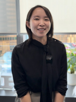 Li Fang, alumni of SHTM and general manager of the Yinkentala Desert Eco-tourism Attraction