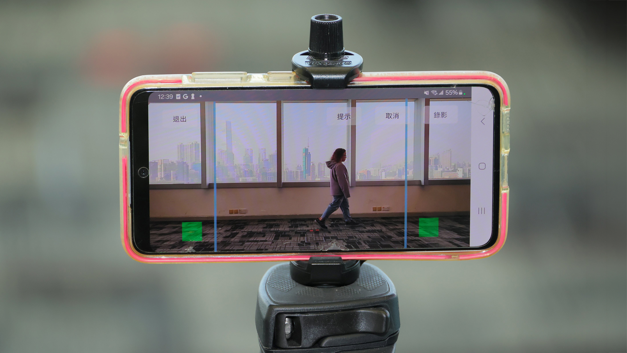 AI technology was used to assess fall risks among the elderly.