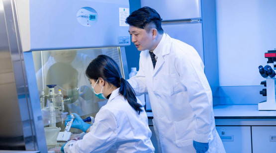 Breathing risk: Study flags airborne microbes’ links to inflammation and drug resistance