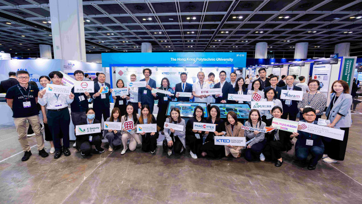 The innovative research achievements in life sciences and healthcare technologies of PolyU were showcased at the Asia Summit on Global Health.