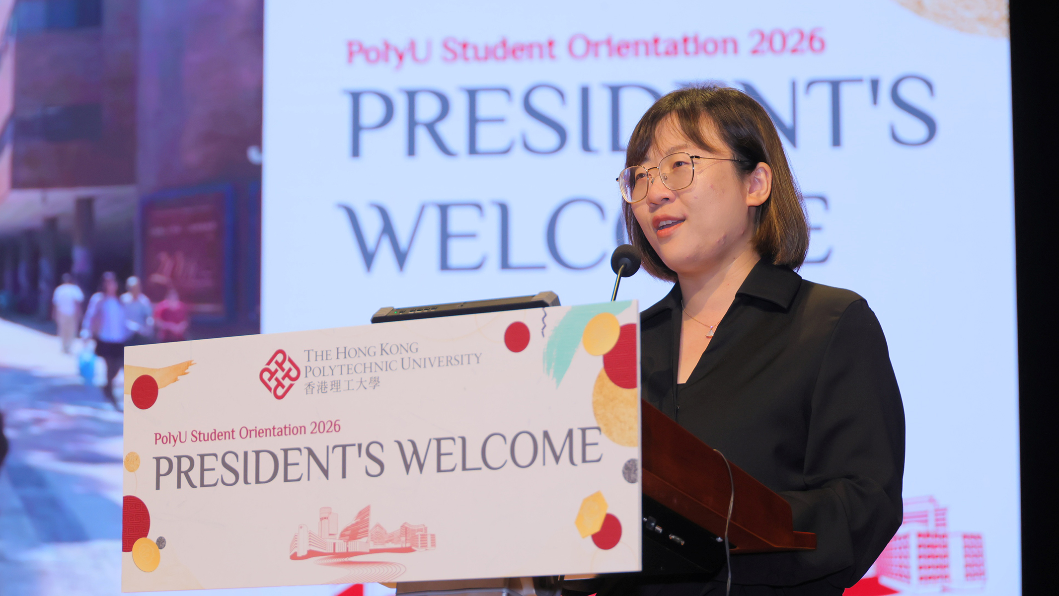 Ms Chen Rui, PolyU alumna and Founder and CEO of BOTINKIT, shared how she transformed her ambitions into a successful entrepreneurial venture, inspiring freshmen to pursue their goals with confidence and determination.