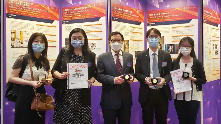 (From left) Dr Xin Zhao, Professor Pauline Pei Li, Professor John Wenzhong Shi, Sr Dr Charles Man-sing Wong and Ms Connie Cheng (representing Ir Professor Yongping Zheng) attended the CE’s Reception.