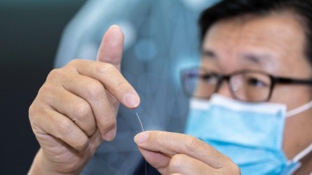 PolyU’s novel plastic optical fibre sensors enable whole new medical applications inside the human body