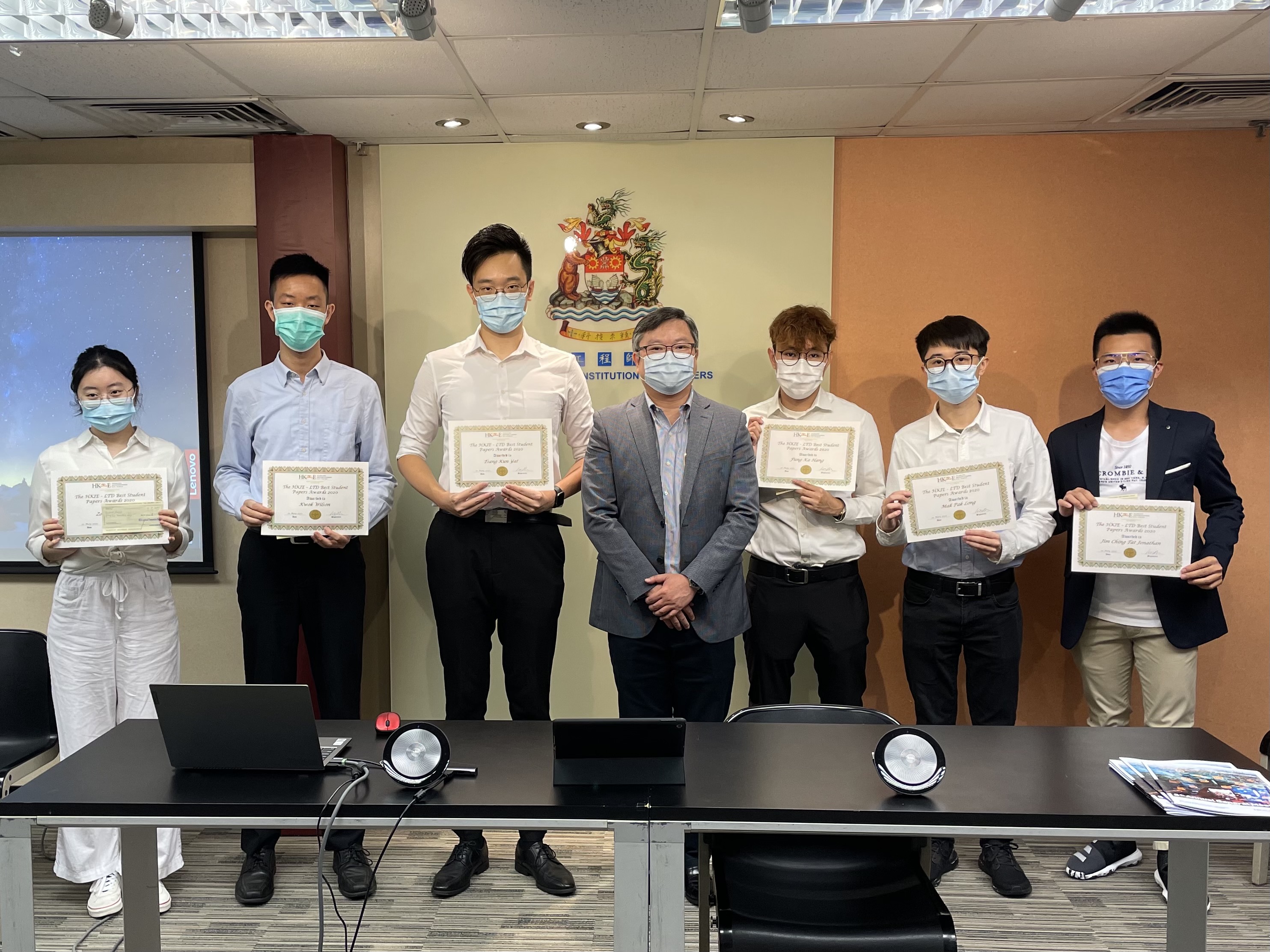 Best Studnet Award (1)