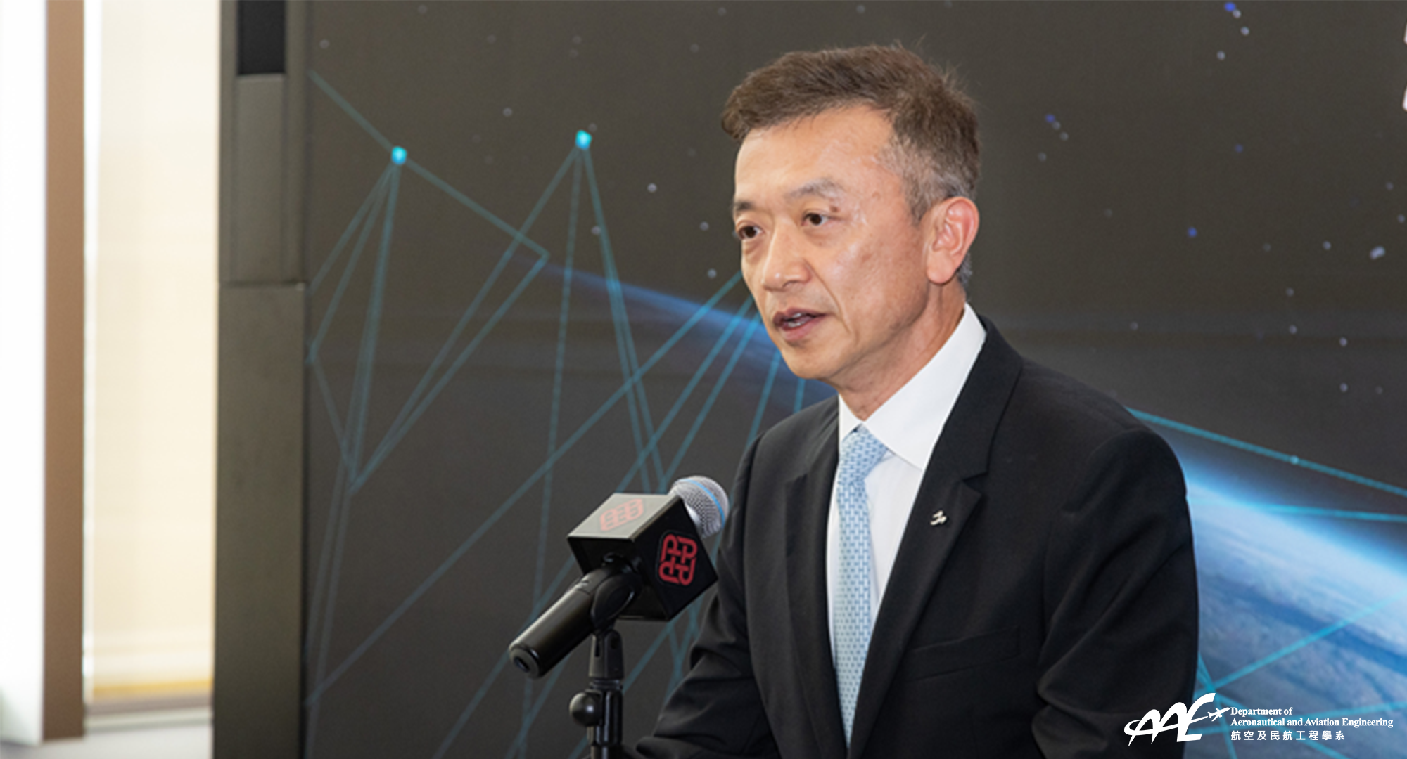 Dr Daniel Yip said that, through cooperation with PolyU, HKATG looked forward to cultivating further talents for the development of new industries and aerospace technology in Hong Kong.