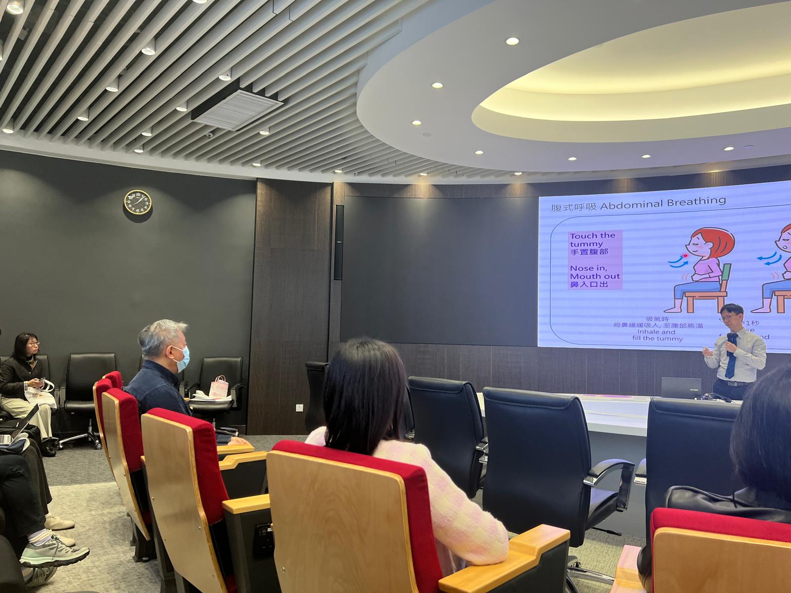 1ec98498-34e5-47ff-8d50-58210448e641