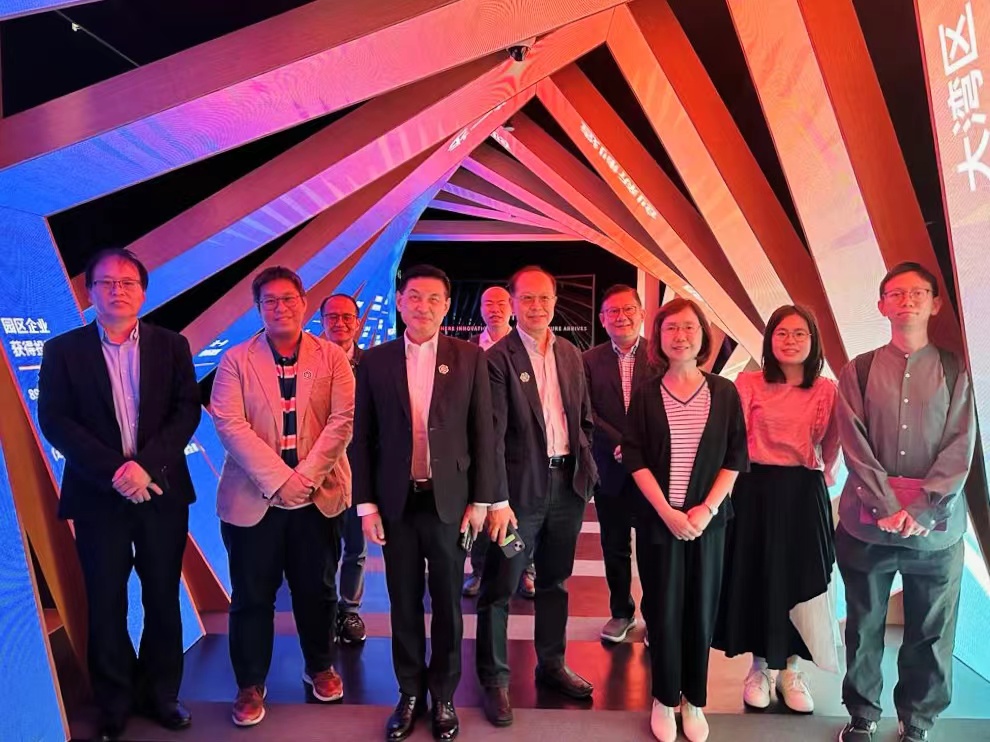 65ee7960a6b662cea21e2843008833a