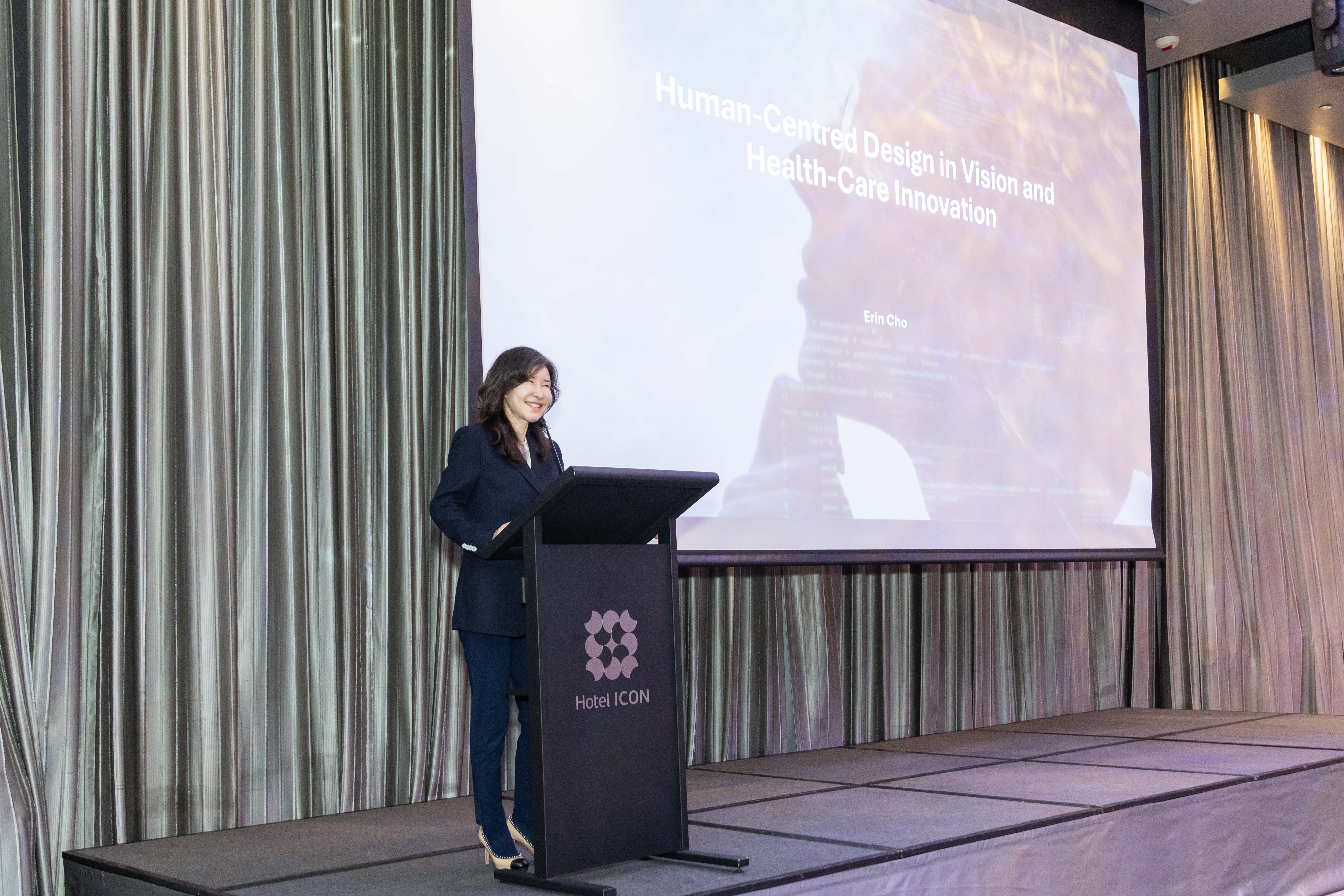 Prof. Erin Cho, Dean and Limin Professor in Integrated Strategies and Leadership in Fashion, School of Fashion and Textiles, PolyU, delivers a keynote speech at the RCSV retreat.