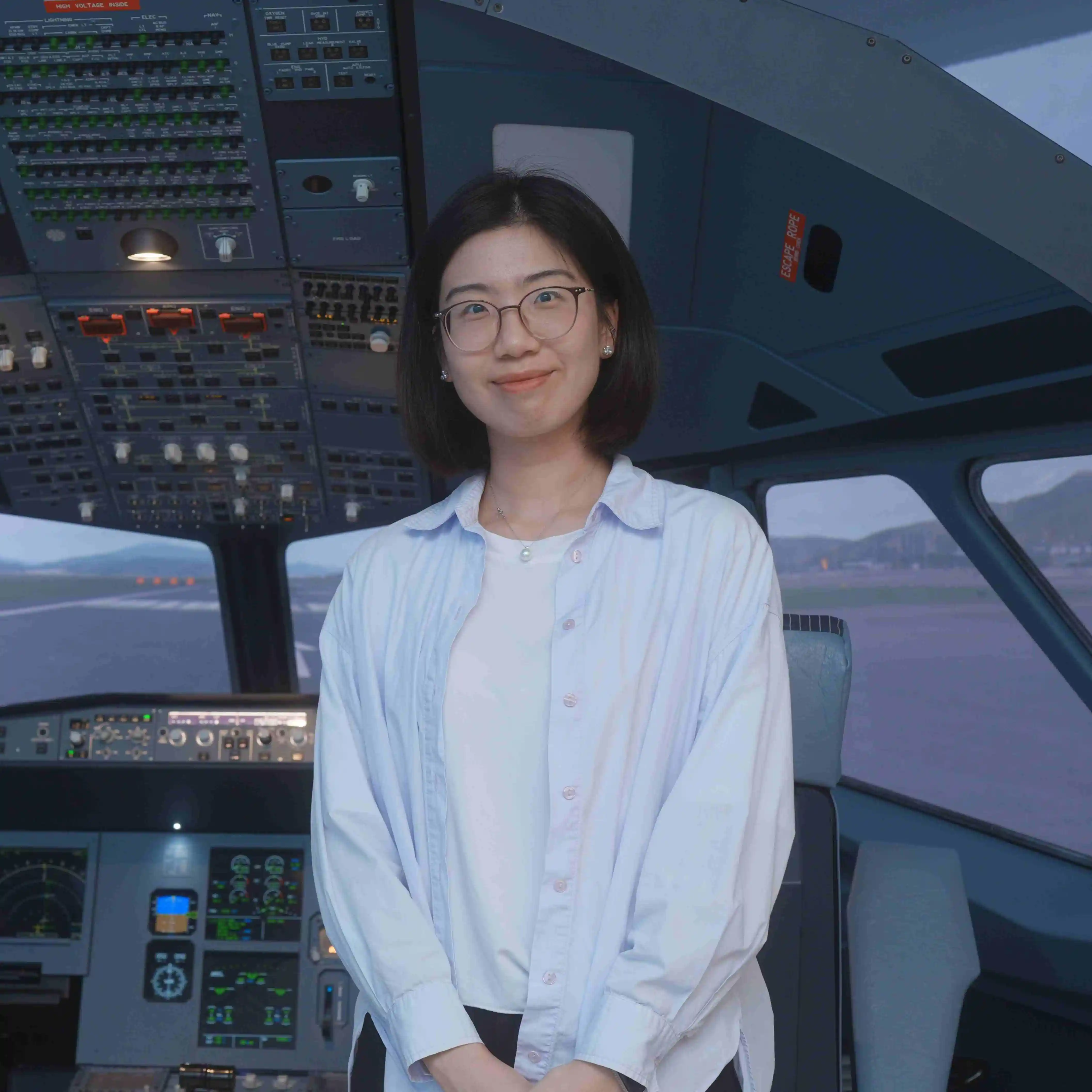 Portrait of Dr Xin YUAN