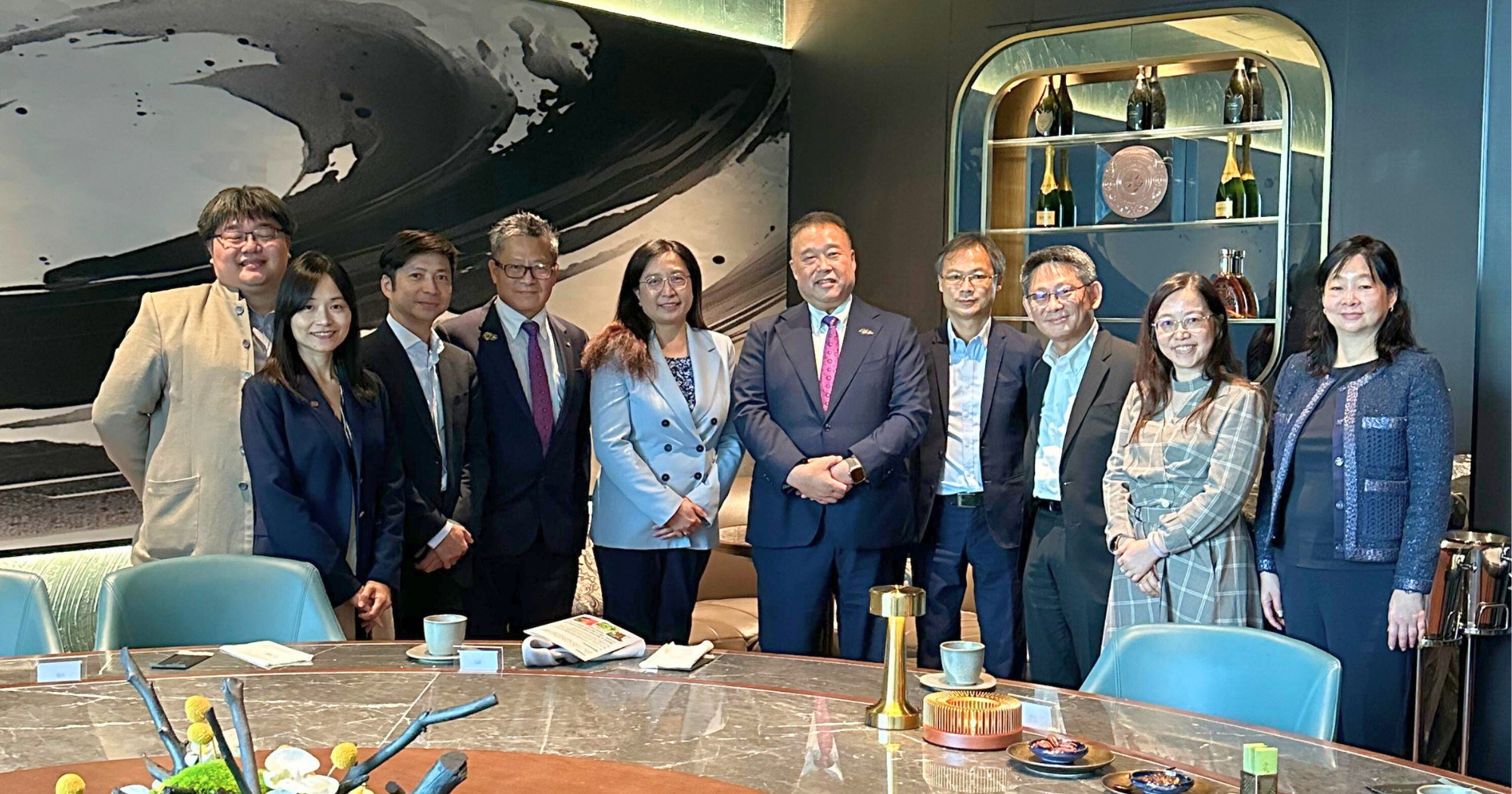 20251105EEB  FHKI Luncheon2000px x 1050px