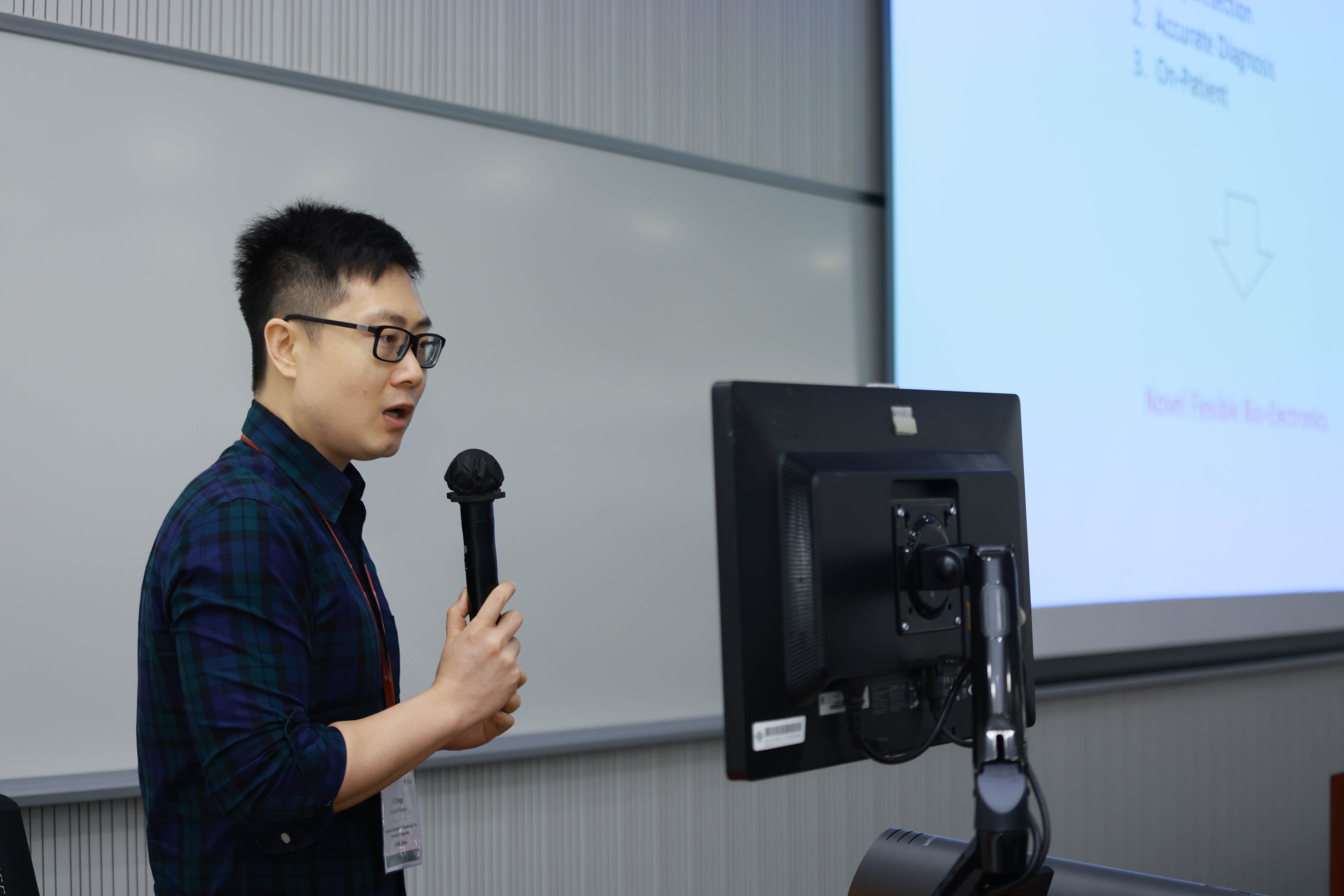9Dr Xinge YU gave a talk on PAIR Conference