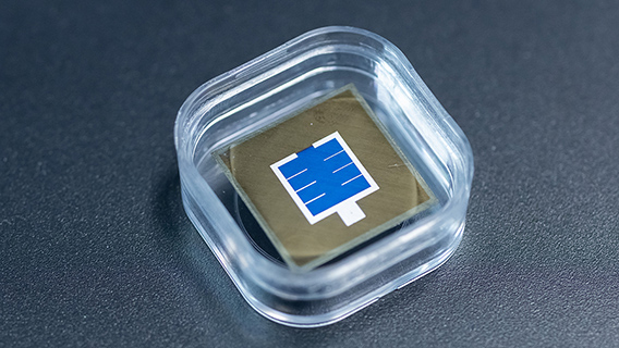 A novel bilayer interface passivation strategy to develop tandem solar cells Button