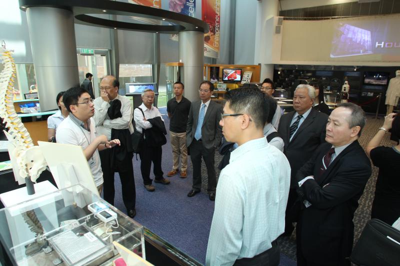 2013091840Collaborative Research Seminar and Workshop Biotechnology as an Economic Driver for Hong K