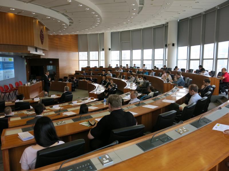 20150514_4_Seminar on Envisioning Hong Kongs Future as Smart and Green City by EuroCham ICT Business