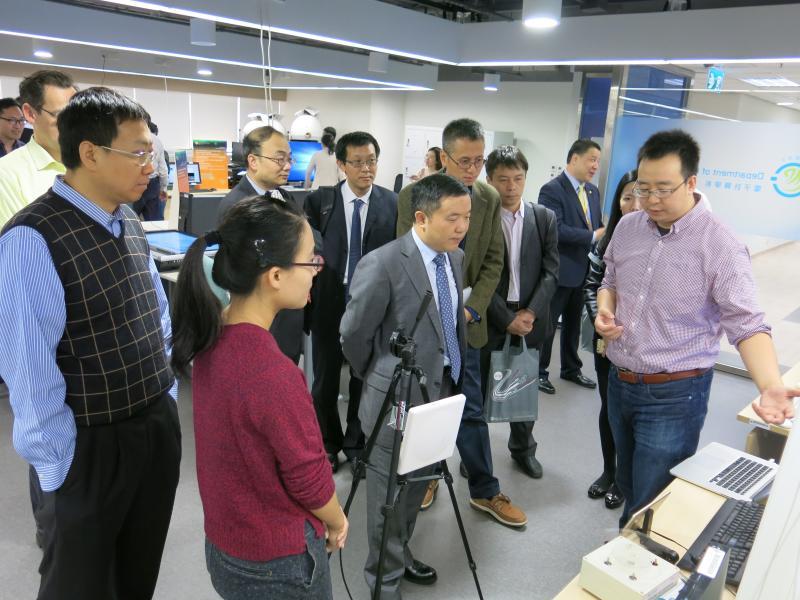 20161130_7_PolyU and Huawei jointly set up the first laboratory in optical communications