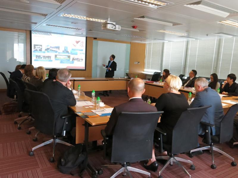 20170508_7_Visit to PolyU by the Swedish Ministry of Enterprise and Innovation
