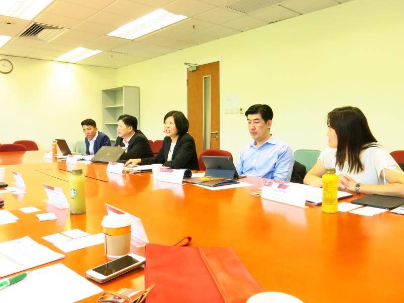 201708302Singapore AgriFood  Veterinary Authority Visits PolyU