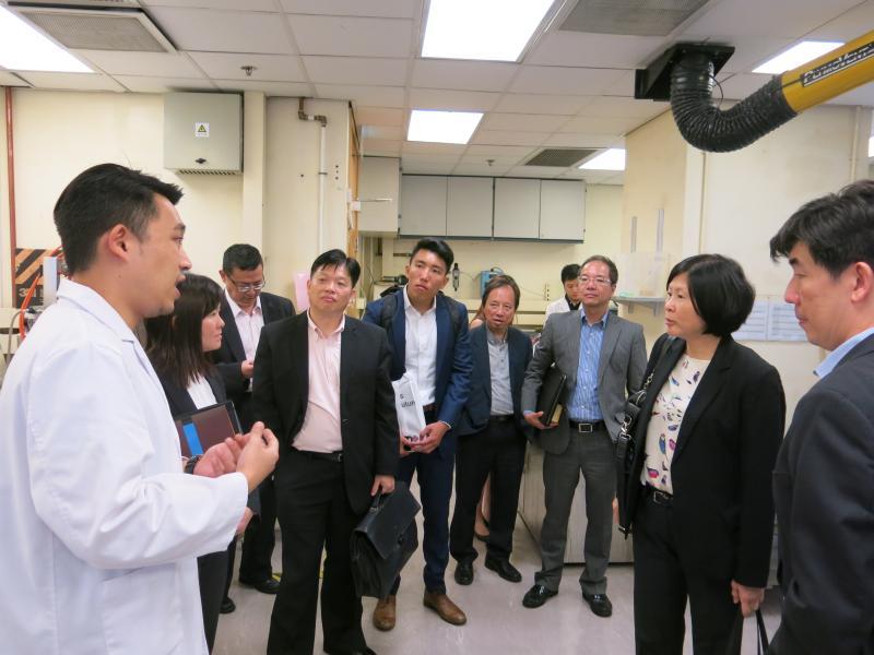 201708307Singapore AgriFood  Veterinary Authority Visits PolyU