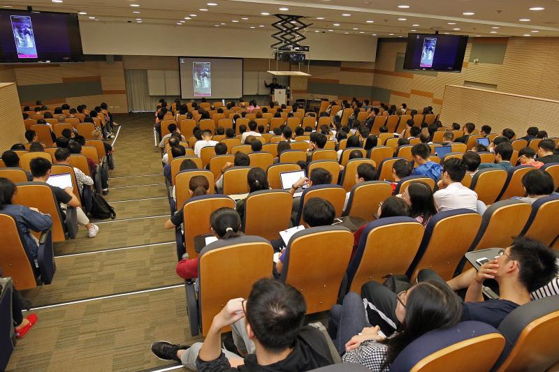 201710193PolyUAlibaba Innovation and Technology Lecture Series  New Frontiers of Artificial Intellig