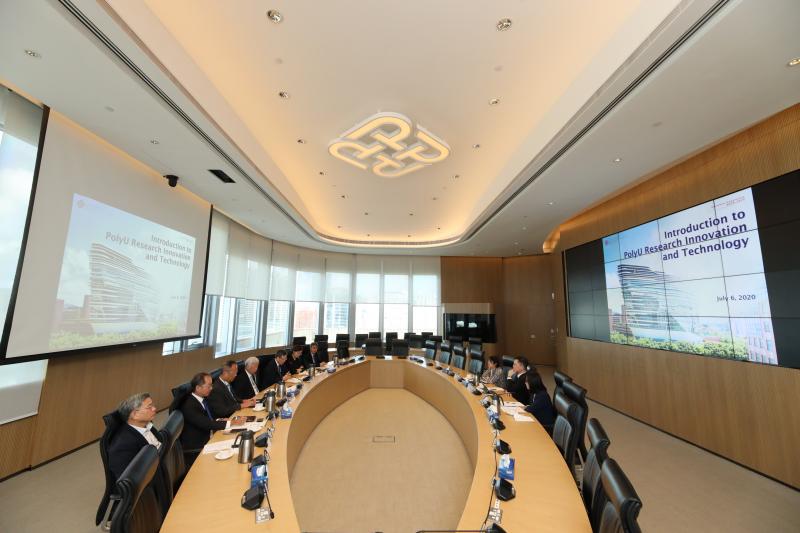 20200706_2_Secretary for Innovation and Technology of The Government of the HKSAR Visits PolyU