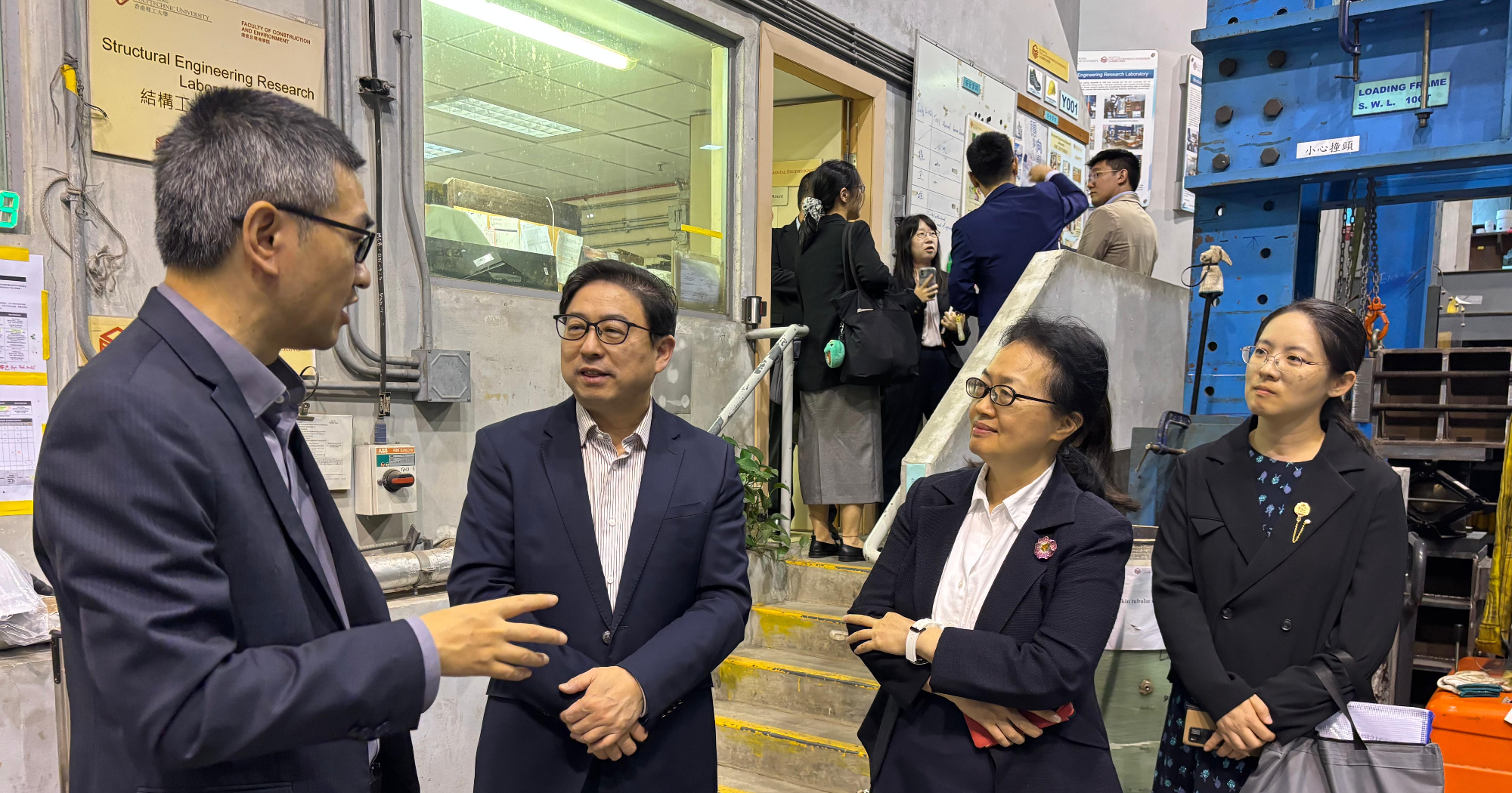 image2000x1050  20251110T094146808